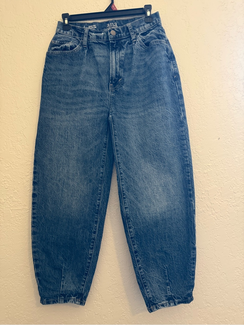 a.n.a Women's Boyfriend Jeans in Medium Blue Wash